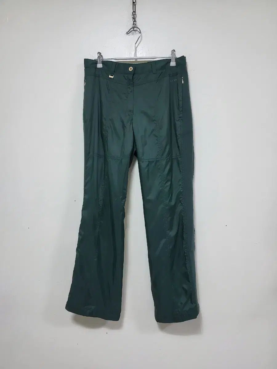 ELORDグリーン色 レディース ナイロン パンツ 260212
