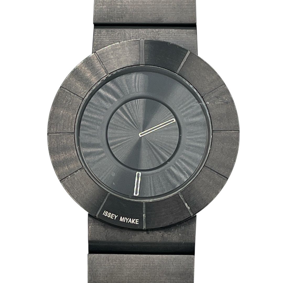 □ ISSEY MIYAKE イッセイミヤケ TO designed by 吉岡徳仁 腕時計