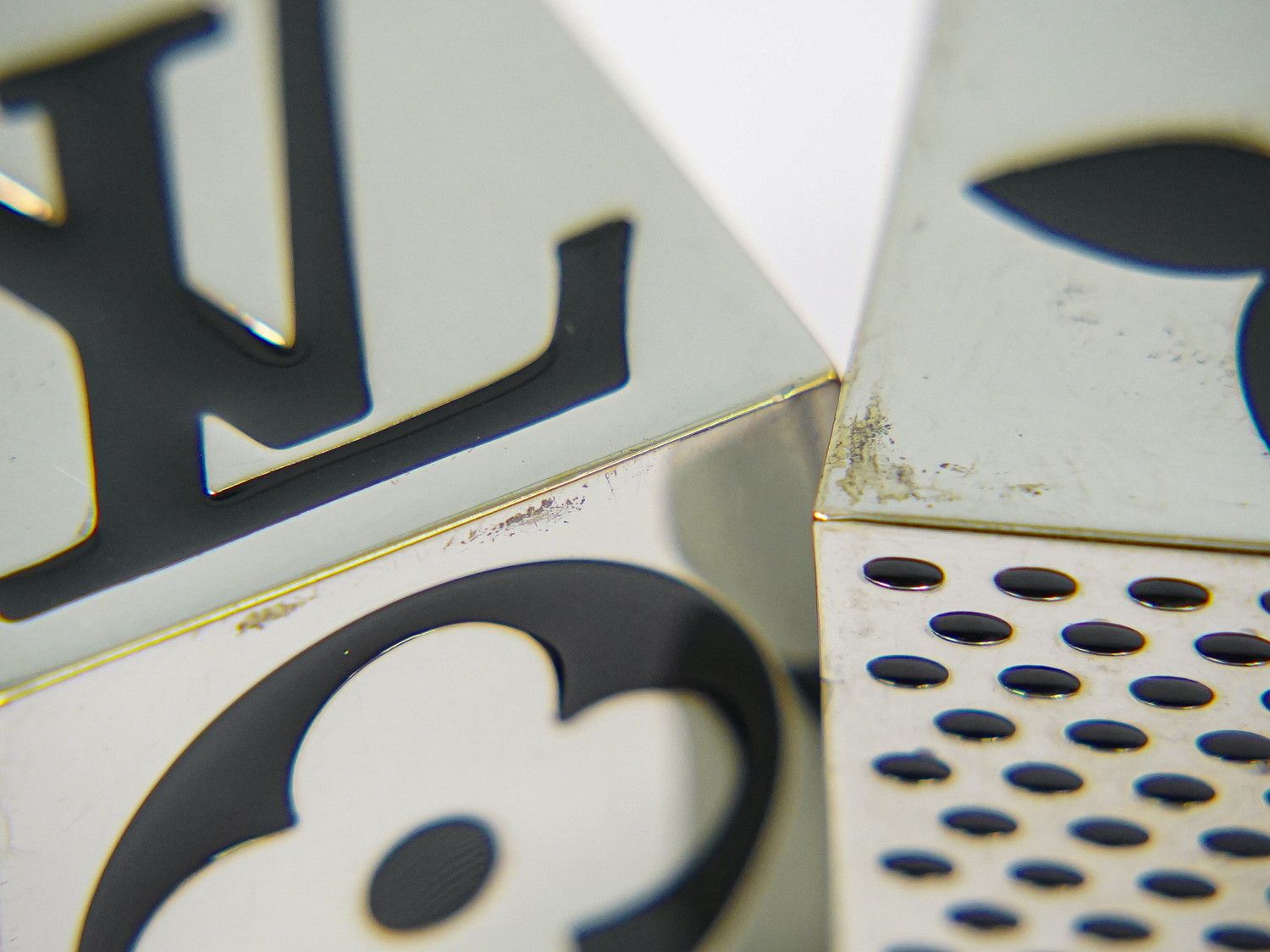 本物 ルイヴィトン LOUIS VUITTON LV キューブゲーム 2011年