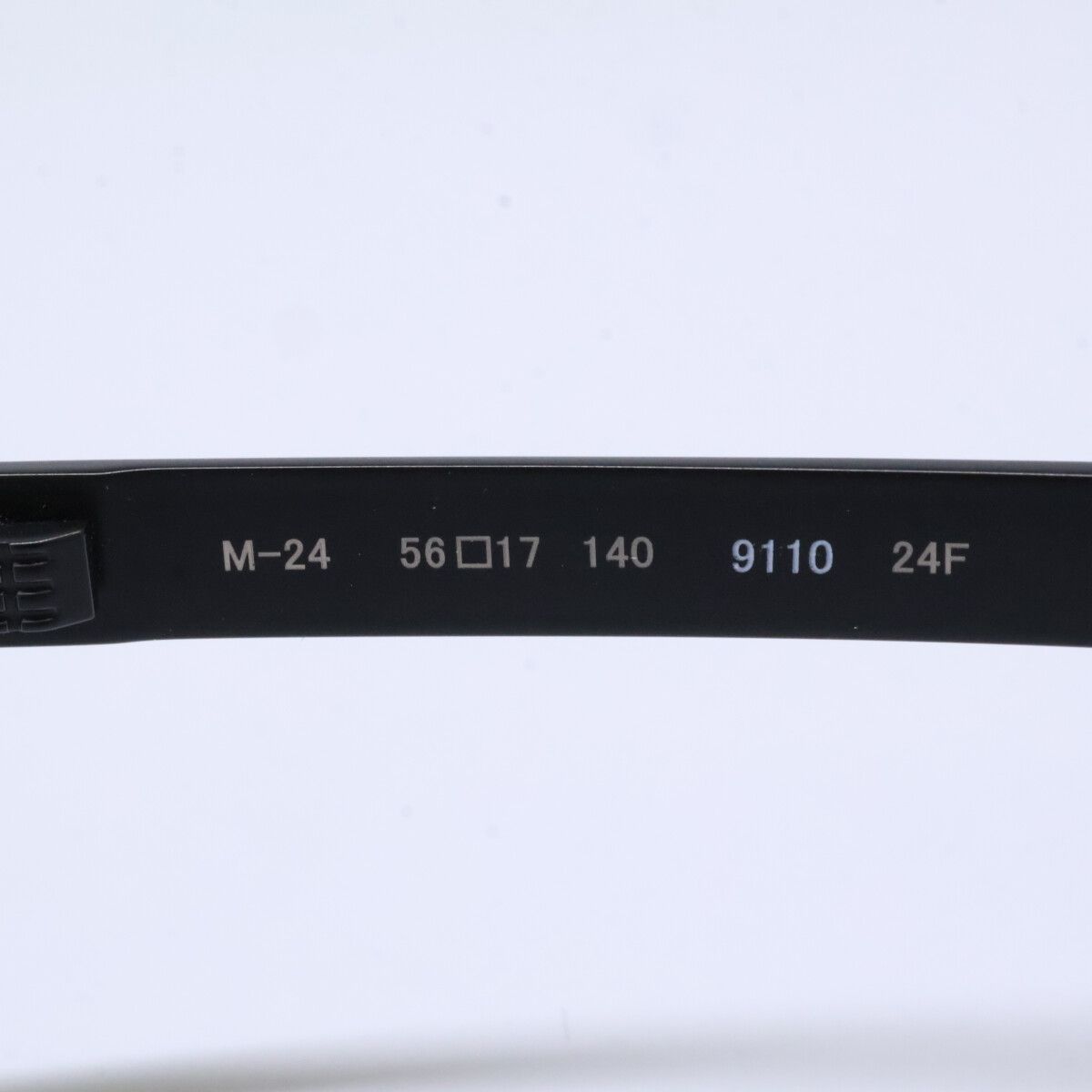 999.9 フォーナインズ 【新品同様】M-24 9110 TITANIUM ハーフリム