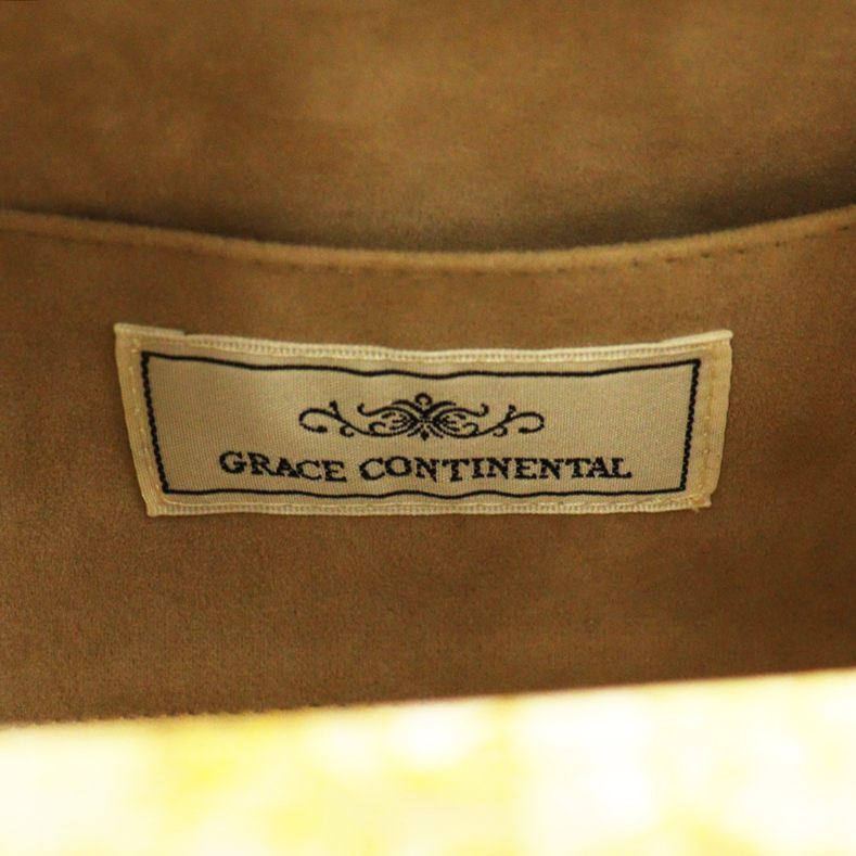 グレースコンチネンタル GRACE CONTINENTAL フラワーシェルクラッチ