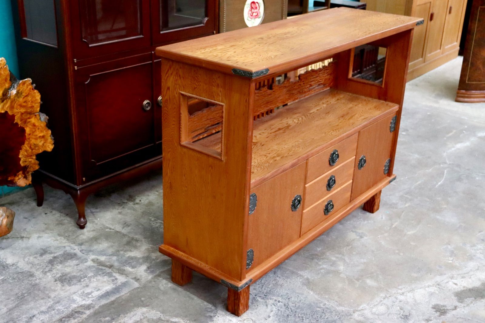 屋久杉 茶棚 飾り棚 箪笥 サイドボード リビングボード 和家具 屋久杉