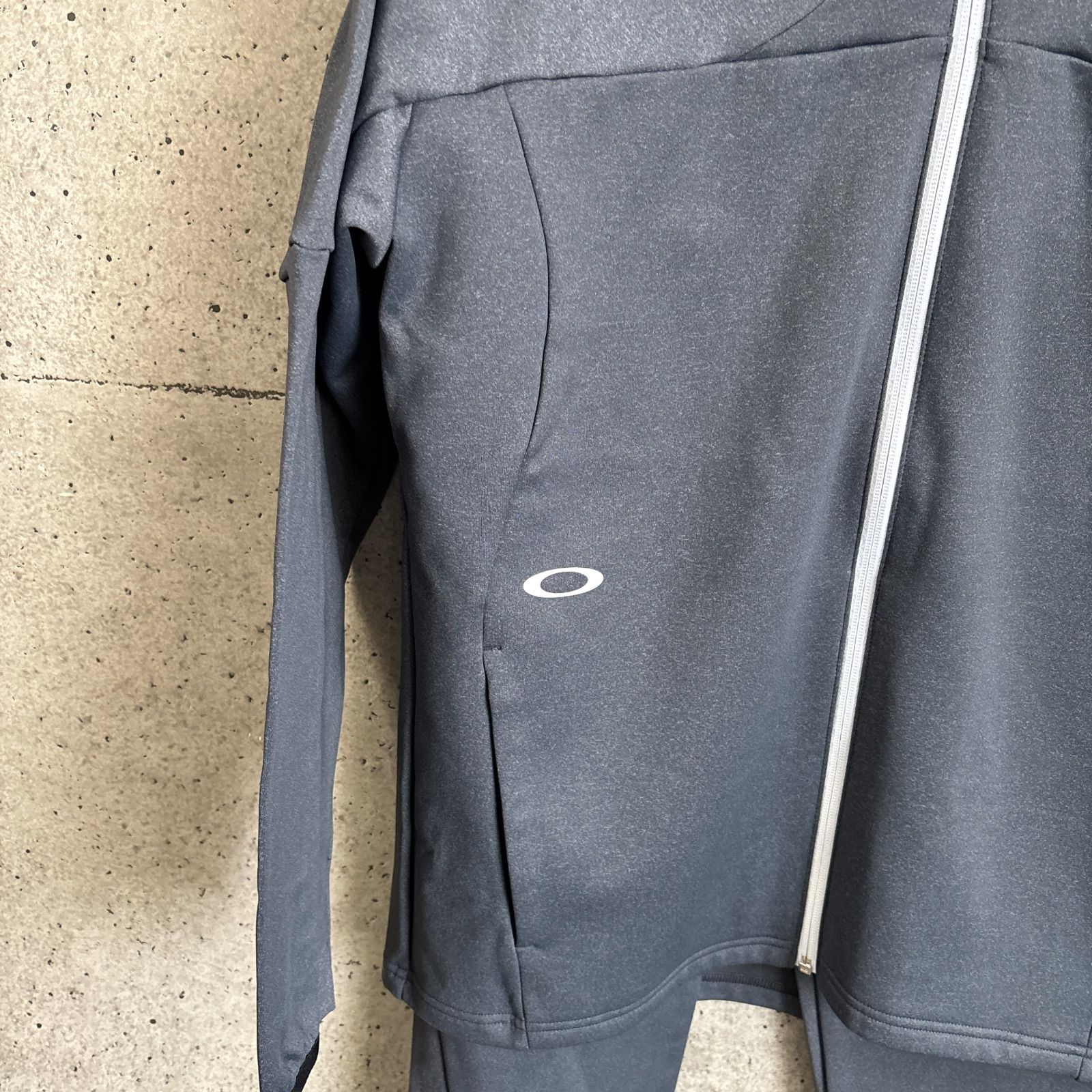 SALE【新品】OAKLEY ウインドブレーカー ウォームジャケット パンツ 