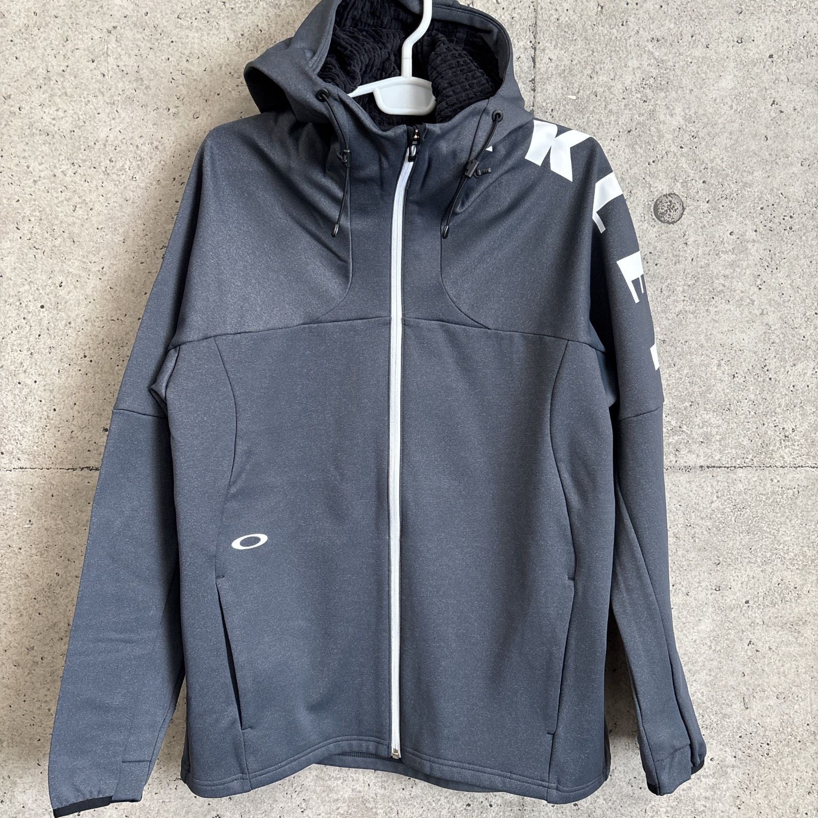 SALE【新品】OAKLEY ウインドブレーカー ウォームジャケット パンツ