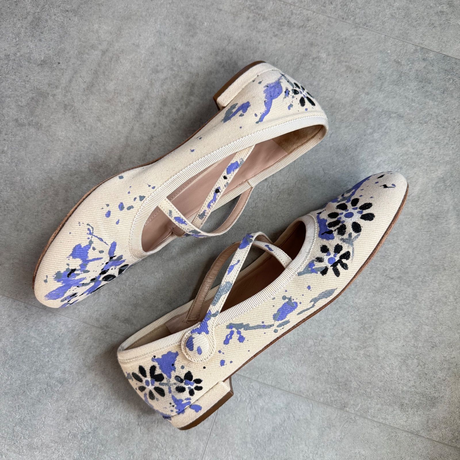 MIU MIU ミュウミュウ バレエシューズ キャンバス ペイント ロゴ 