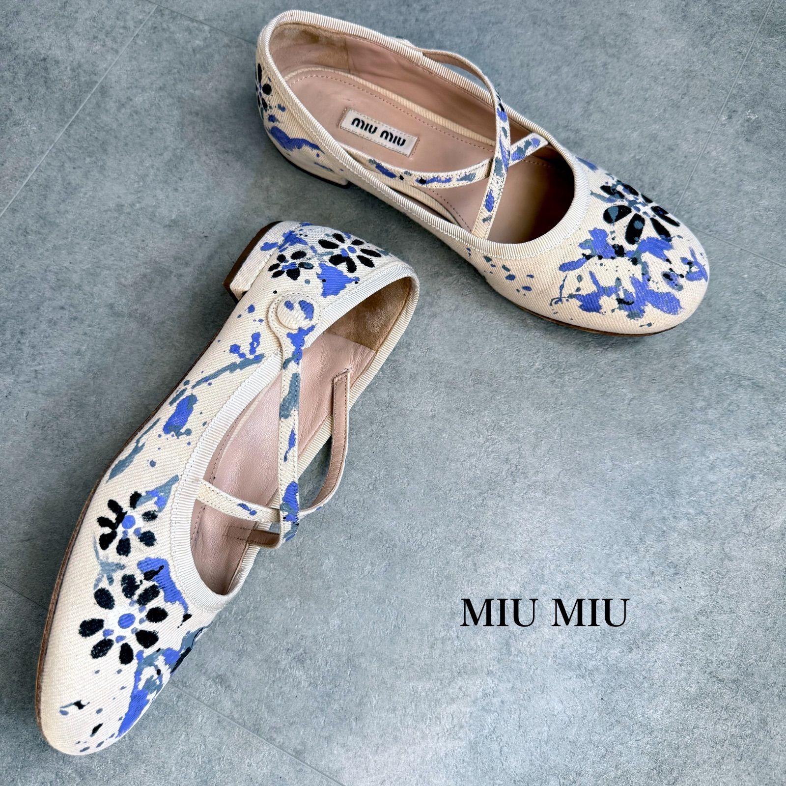 MIU MIU ミュウミュウ バレエシューズ キャンバス ペイント ロゴ 