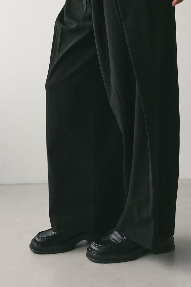 新品未使用 STYLEMIXER スタイルミキサー ウエストデザインサイドラップパンツ ワイドシルエット BLK 黒 sizeS 500IAT31-0571 管理番号:1179-2673 新品未使用 STYLEMIXER スタイルミキサー ウエストデザインサイドラップパンツ ワイドシルエット BLK 黒 sizeS 500IAT31-0571 管理番号:1179-2673