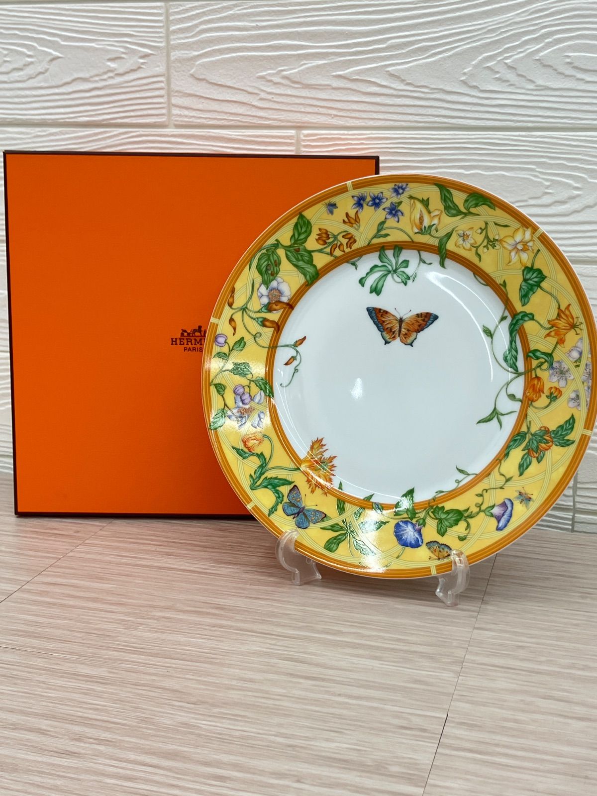 希少】未使用 HERMES エルメス シエスタ 大皿 プレート 蝶 花 27.5cm
