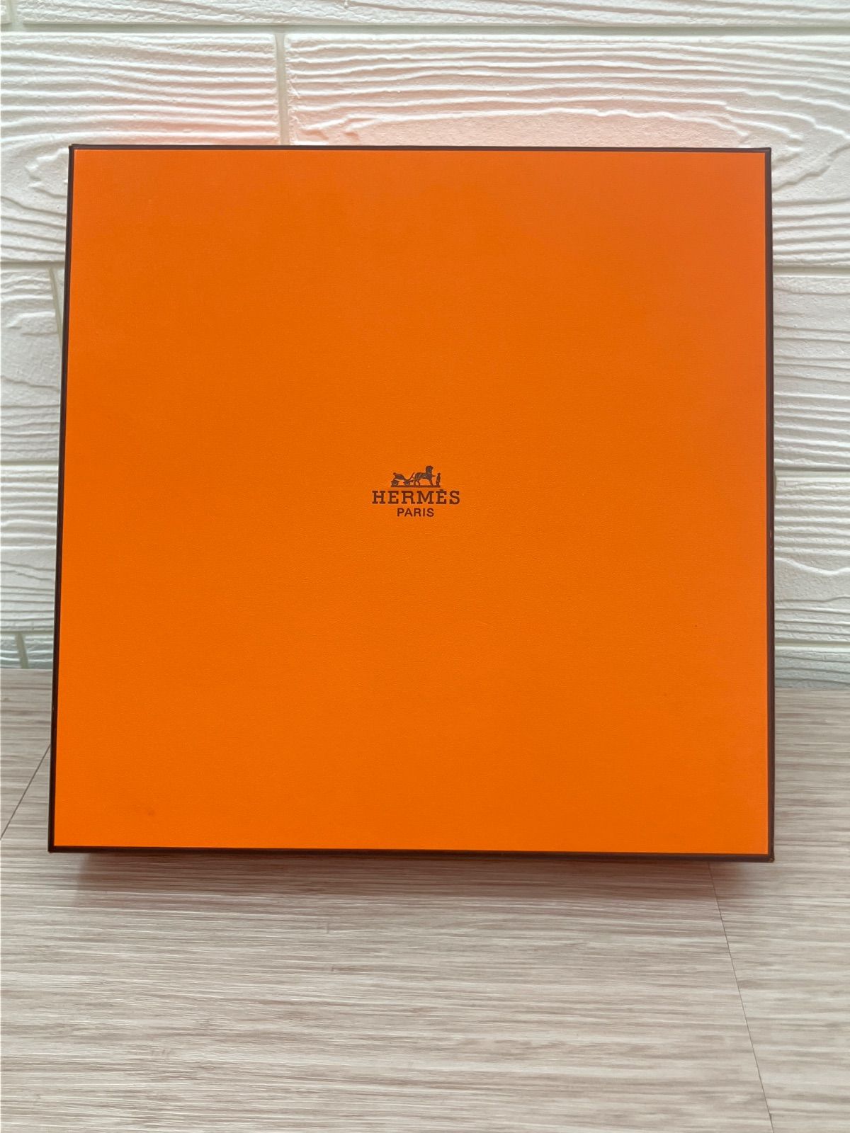 希少】未使用 HERMES エルメス シエスタ 大皿 プレート 蝶 花 27.5cm