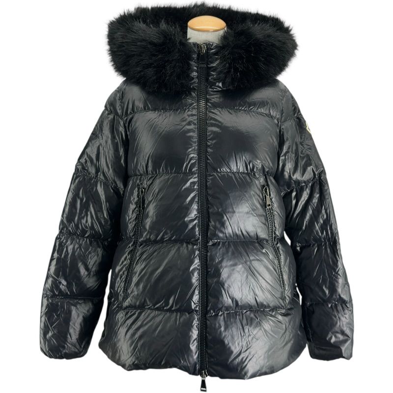 モンクレール MONCLER LAICHE ファー付ダウンジャケット モンクレール MONCLER LAICHE ファー付ダウンジャケット