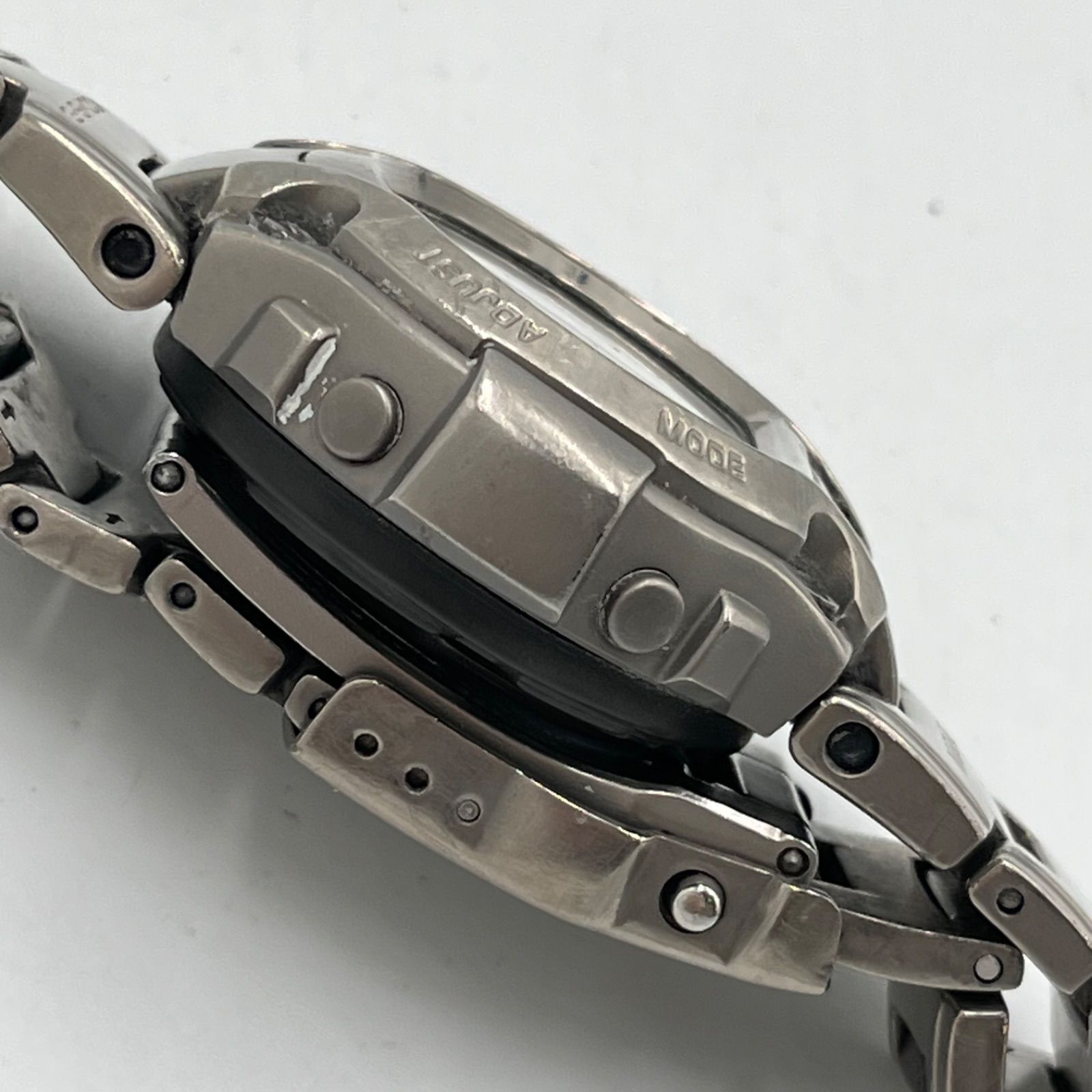 □ CASIO カシオ G-SHOCK MRG-220T チタン デジタル腕時計 - メルカリ