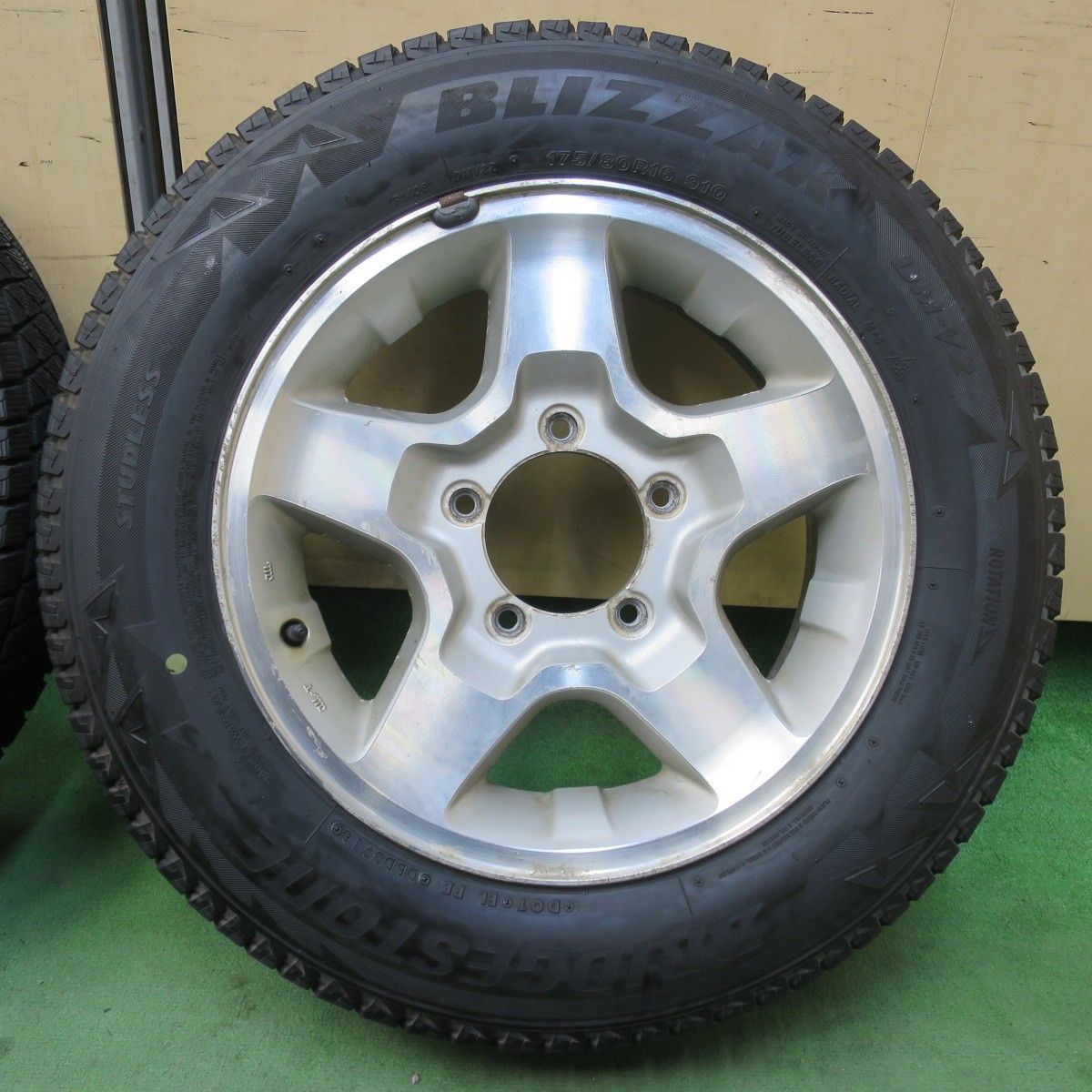 4本価格☆スズキ ジムニー 純正 175/80R16 スタッドレス ブリヂストン