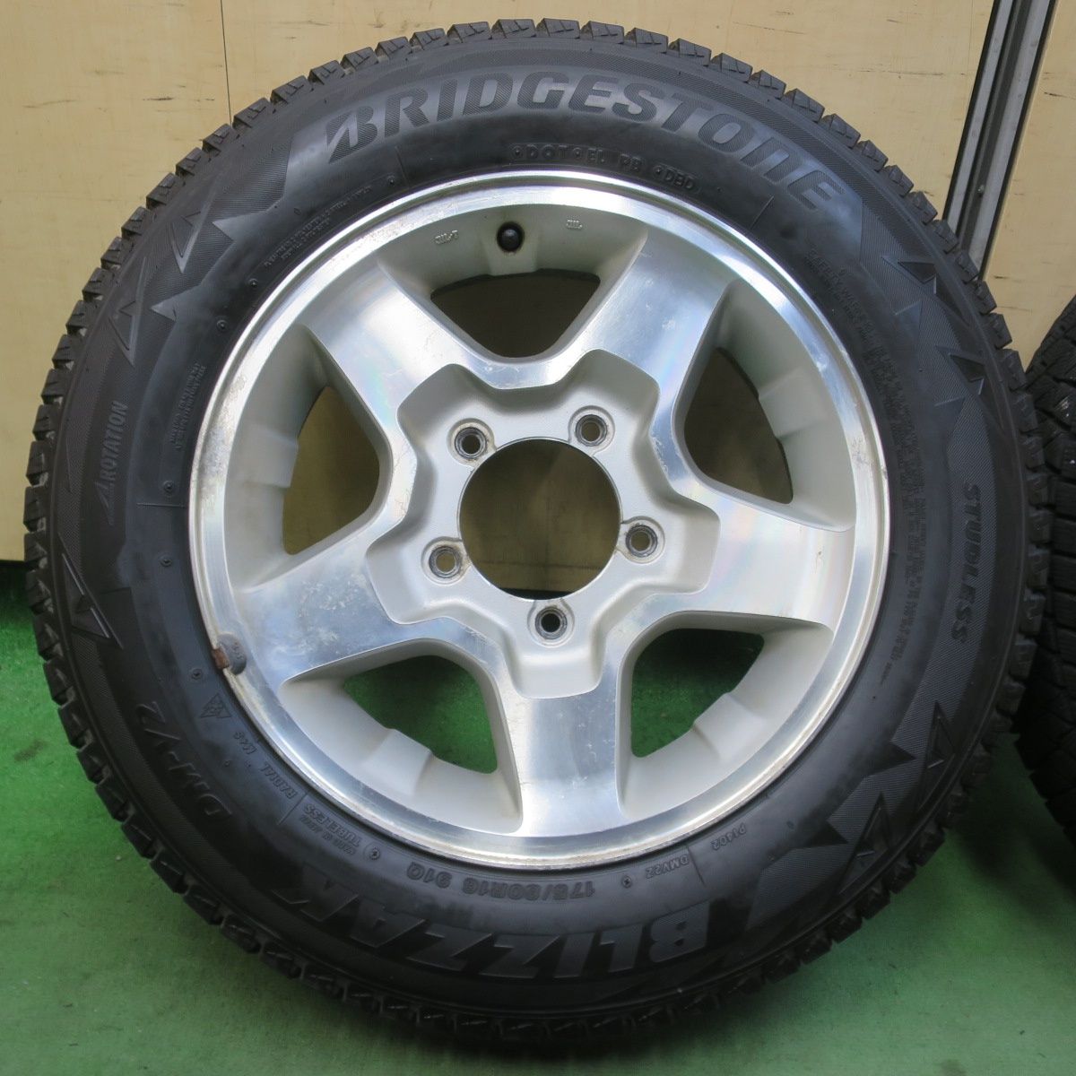 4本価格☆スズキ ジムニー 純正 175/80R16 スタッドレス ブリヂストン