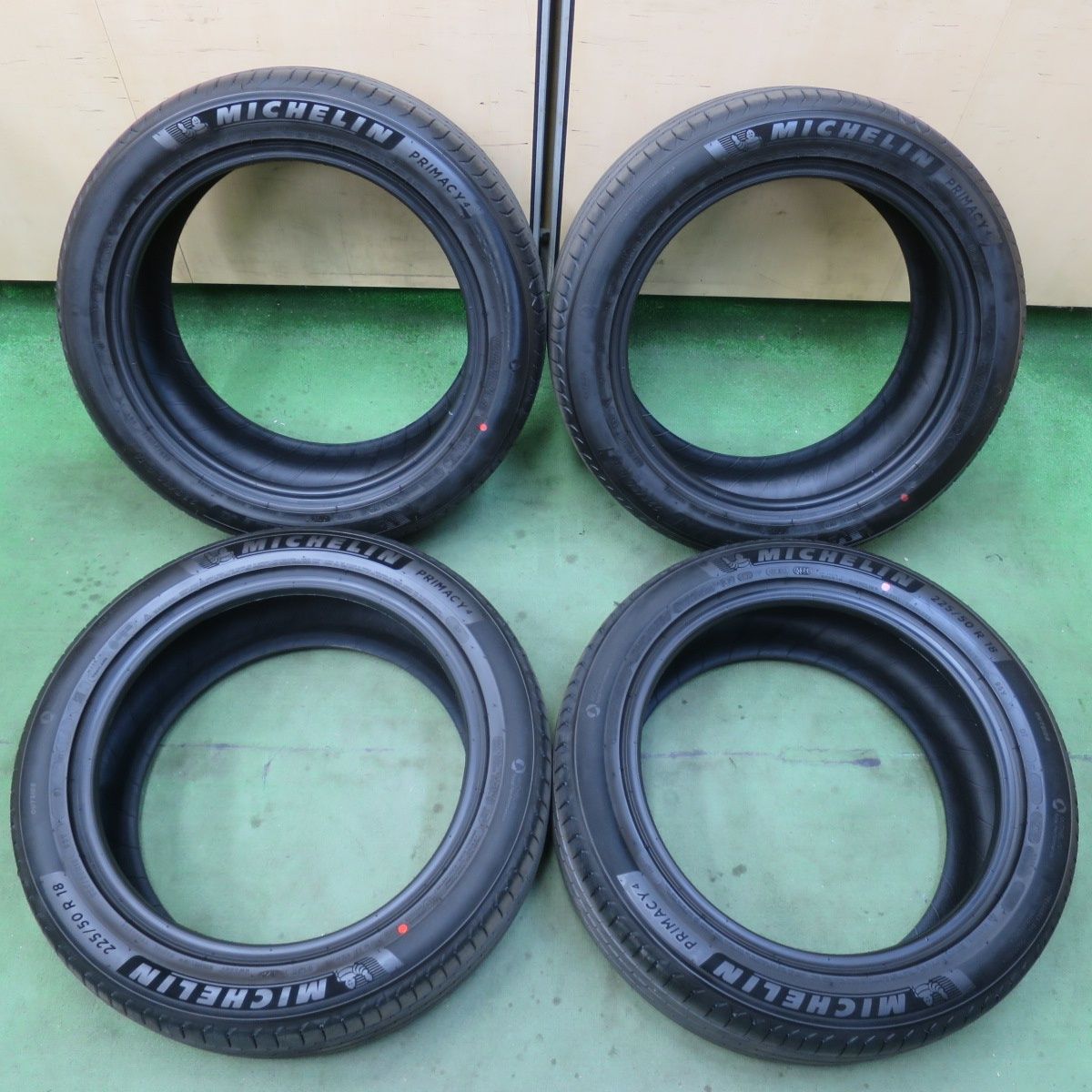 新車外し！25年225/50R18 ミシュラン プライマシー4 PRIMACY4 タイヤ