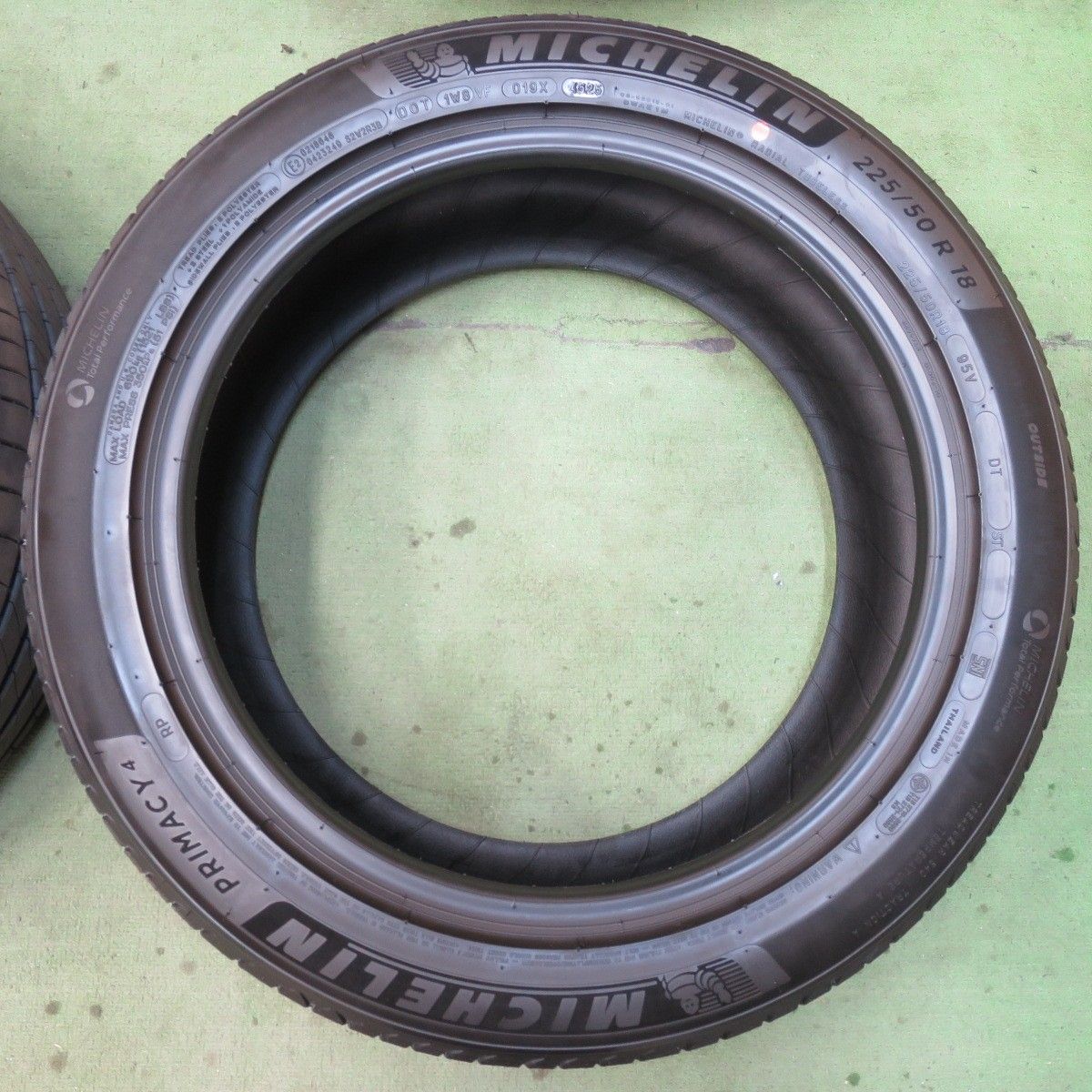 新車外し！25年225/50R18 ミシュラン プライマシー4 PRIMACY4 タイヤ