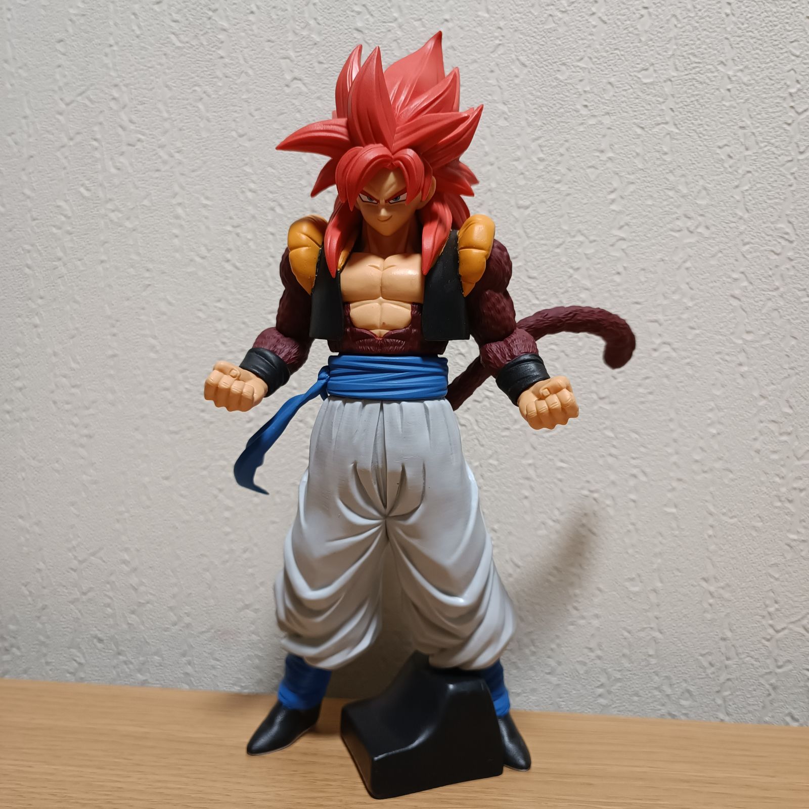 箱無し】ドラゴンボール GT 超サイヤ人4ゴジータ フィギュア - メルカリ