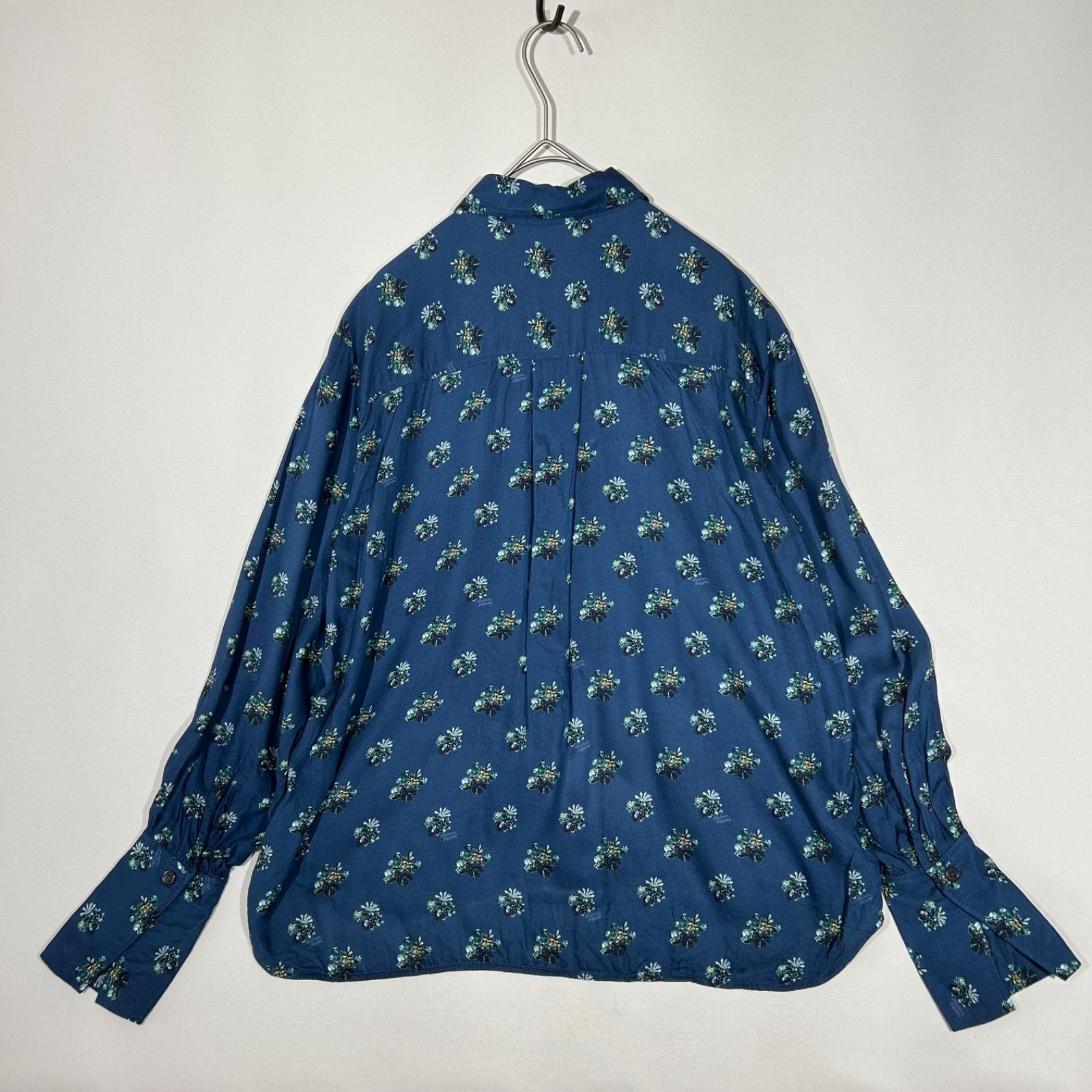 メゾンキツネ MAISON KITSUNE BOXY SHIRT WITH CONCEALED PLACKET IN 