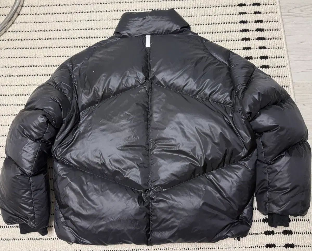 ノーマニュアル ダウン ブラック XL