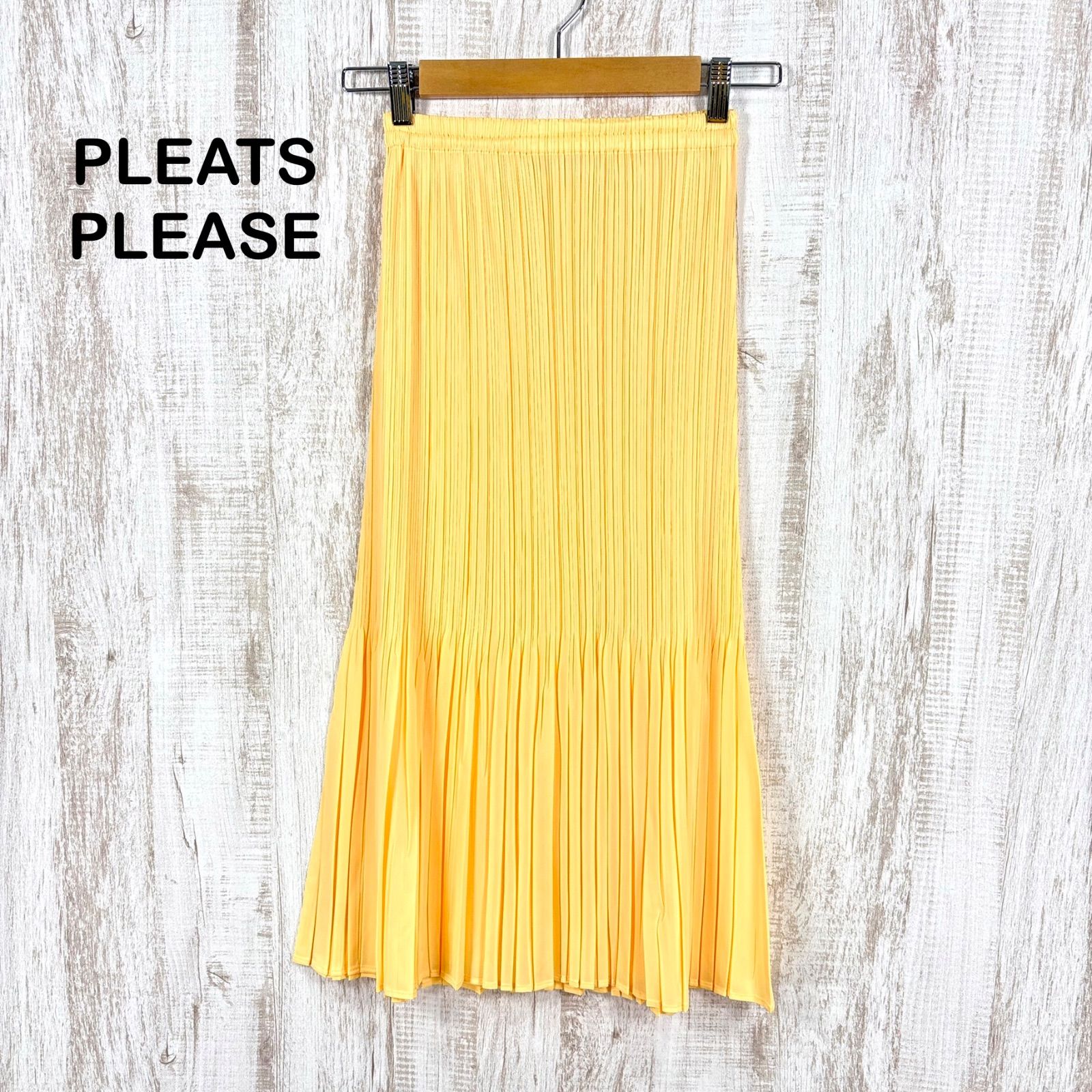 ISSEY MIYAKE プリーツ フレアスカート イエロー ISSEY MIYAKE PLEATS PLEASE イッセイミヤケ プリーツプリーズ