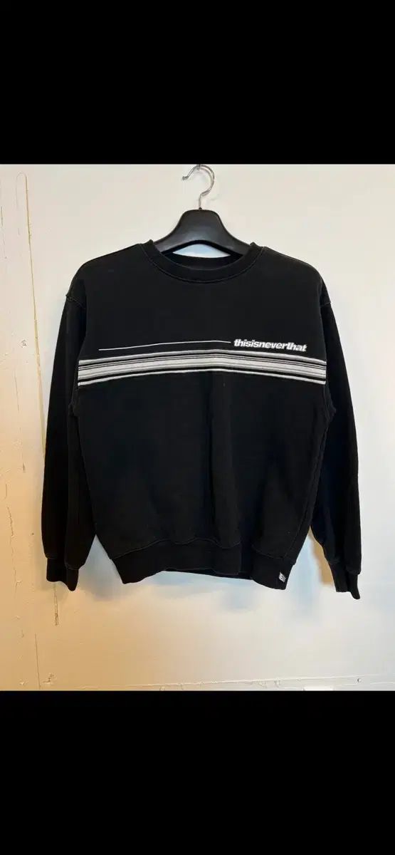 T119 ディスイズネバーザット ブラック スウェット Tシャツ S