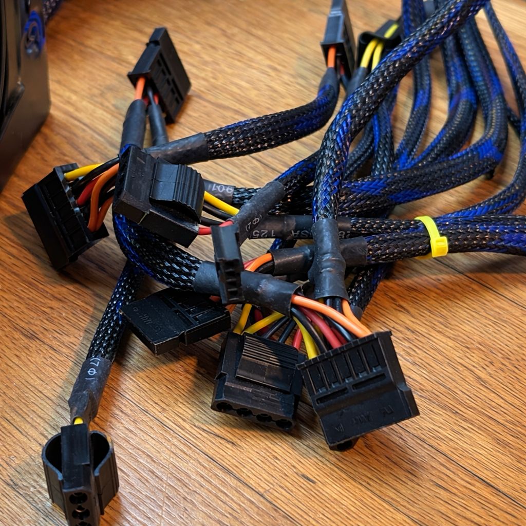 【PC用電源 】動作確認品　650W REX
