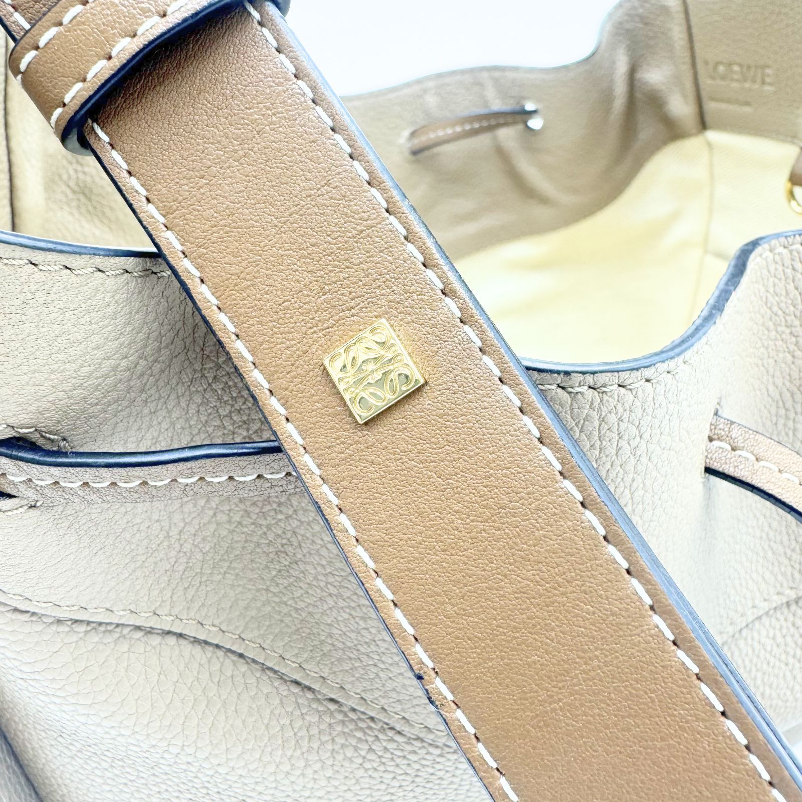 極美品 LOEWE ロエベ ハンモック ミニ ショルダーバッグ レザー 