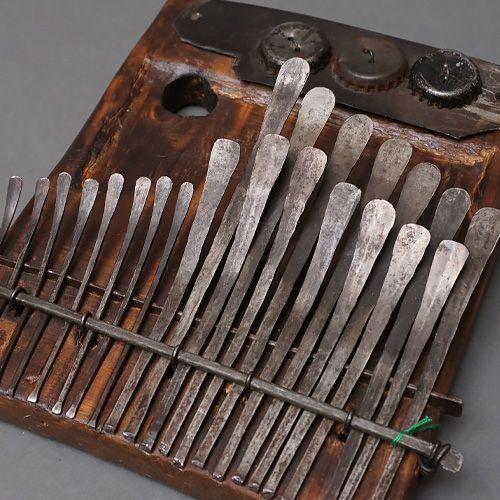 ジンバブエ ムビラ mbira ンビラ No.20 親指ピアノ アフリカ民族楽器