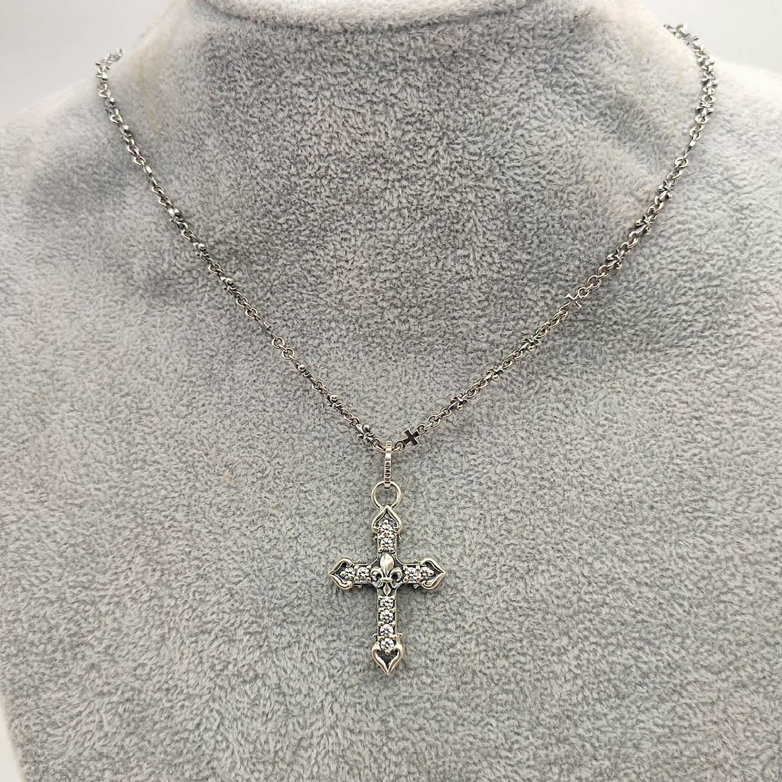 美品】patrick cox パトリックコックス フレアクロスネックレス ユリの 