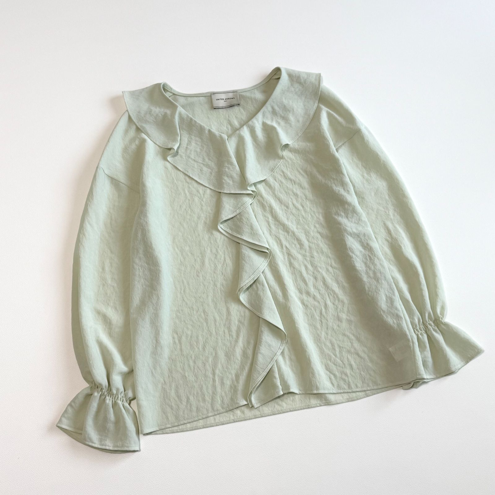 UNITED ARROWS ユナイテッドアローズ ラッフル Vネック ブラウス 36