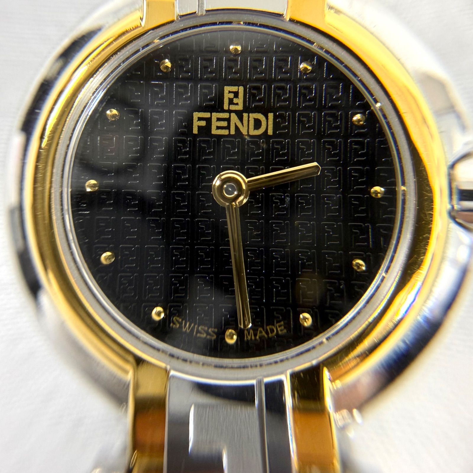 希少 稼働品・美品】FENDI フェンディ orologi オロロジ ズッカ柄 QZ