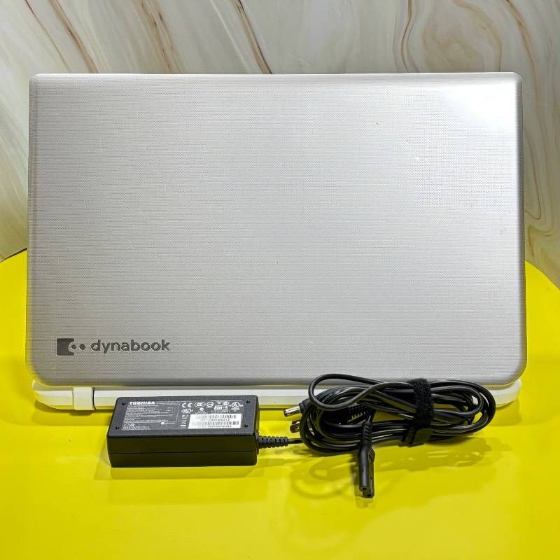 新生活応援セール中♪】爆速Core i7✨美品✨バッテリー良好✨東芝