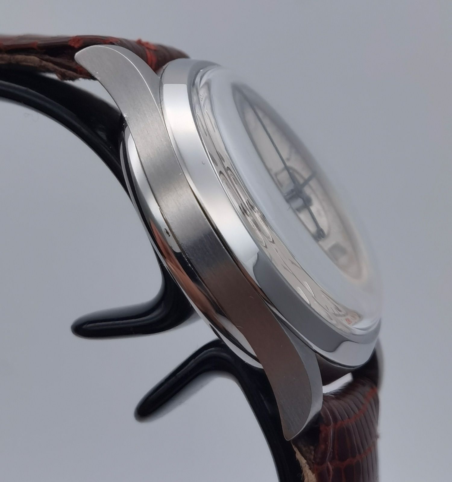 中古 エベラール EBERHARD コントグラフ 31015 レマニアCal.1872 