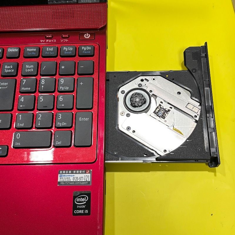 NEC LaVie 赤 SSD搭載 Win11 Office付 - メルカリ