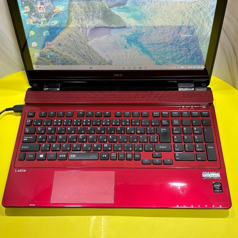 NEC LaVie 赤 SSD搭載 Win11 Office付 - メルカリ