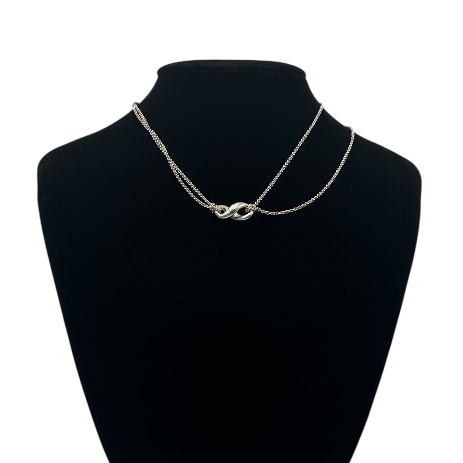 TIFFANY & CO.(ティファニー) Infinity W Chain Necklace 