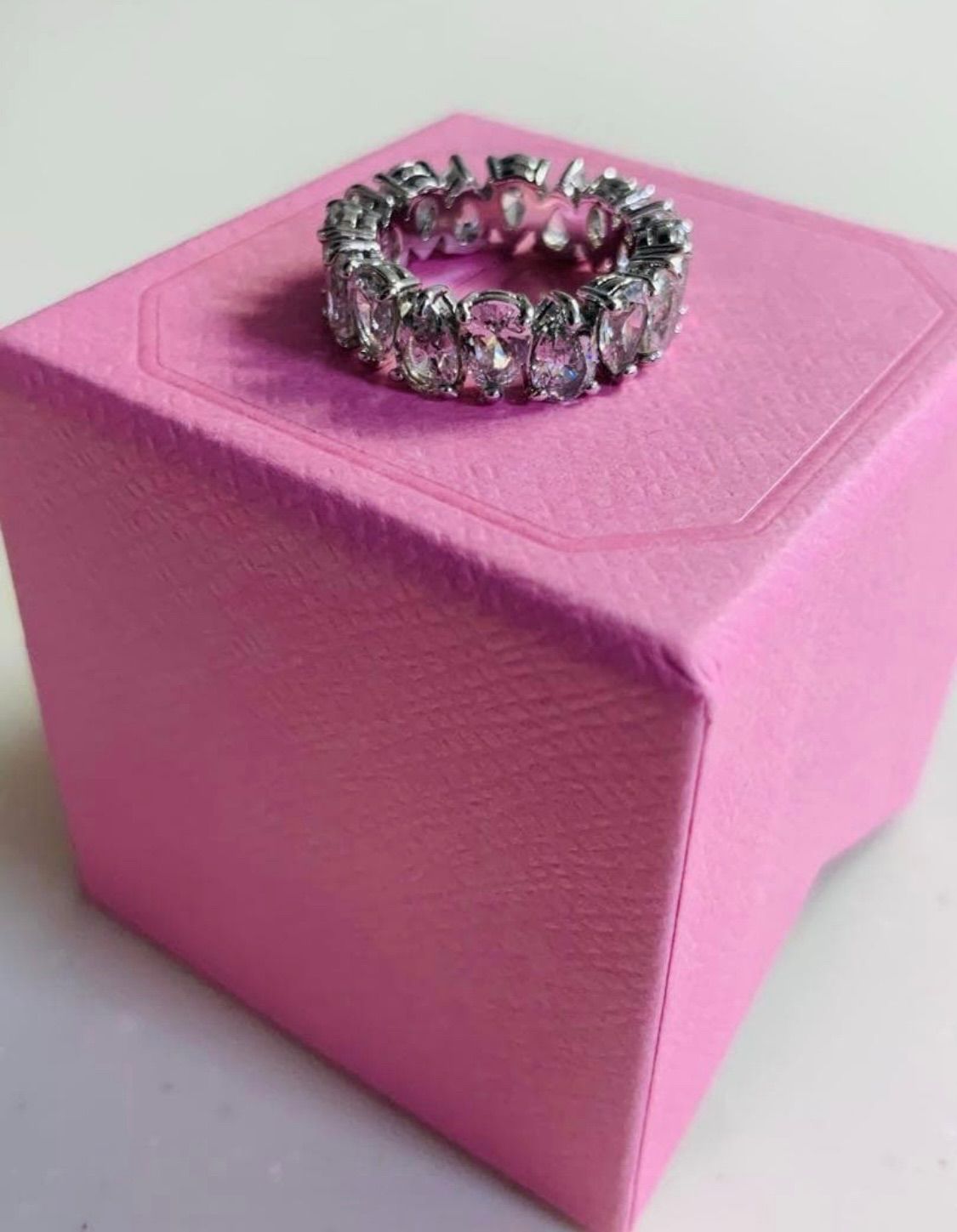 スワロフスキー Swarovski Vittore ドロップカット リング58号 指輪
