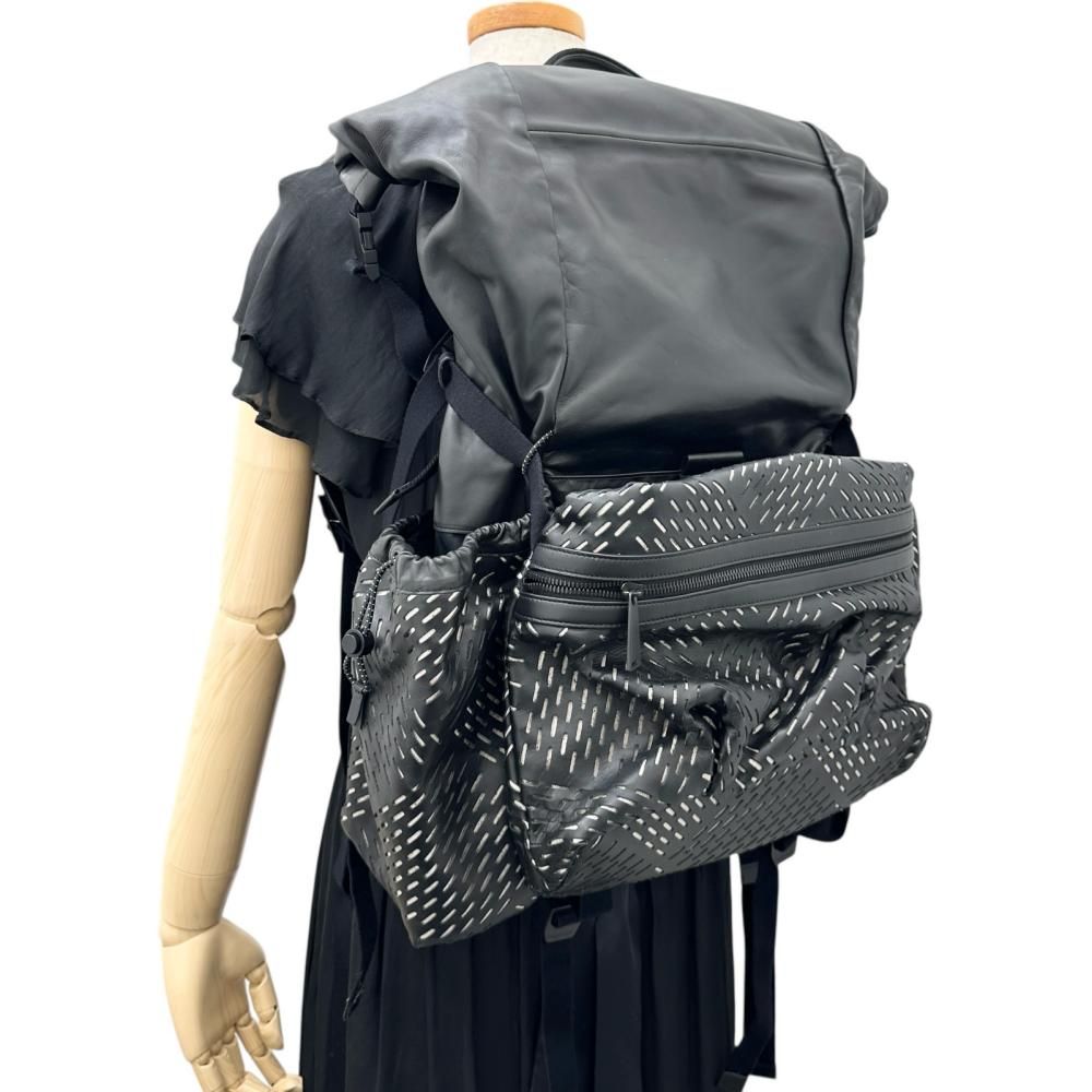 BOTTEGAVENETA/ボッテガヴェネタ】580351 パーフォレイテッド バック 