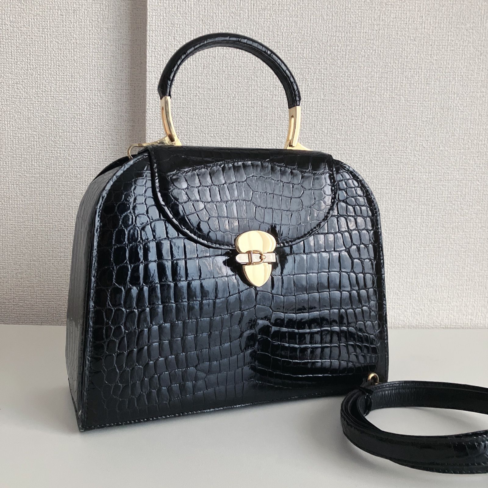 クロコダイル型押し シャイニング ハンドバッグ ゴールド金具 2way 