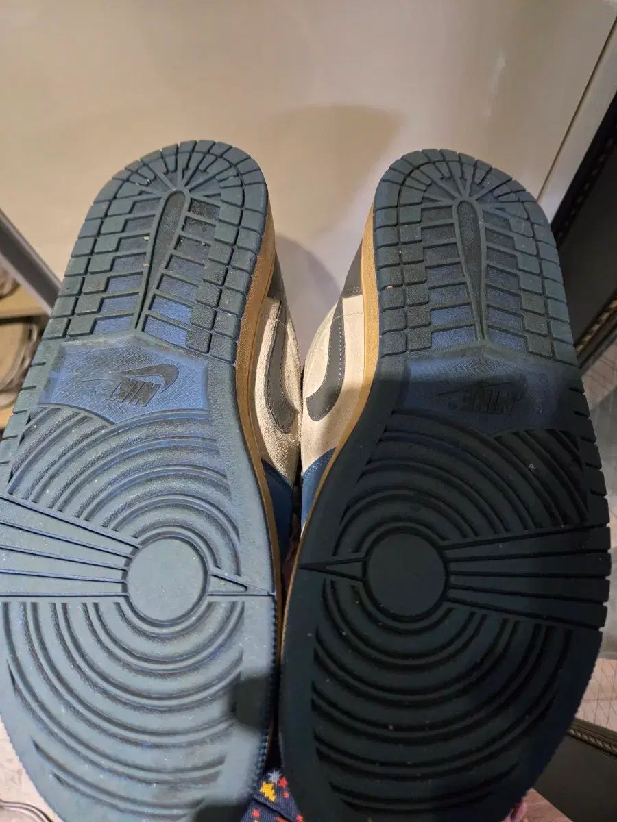 NIKE ジョーダン1 ロー SE TOKYO 270サイズ 出品