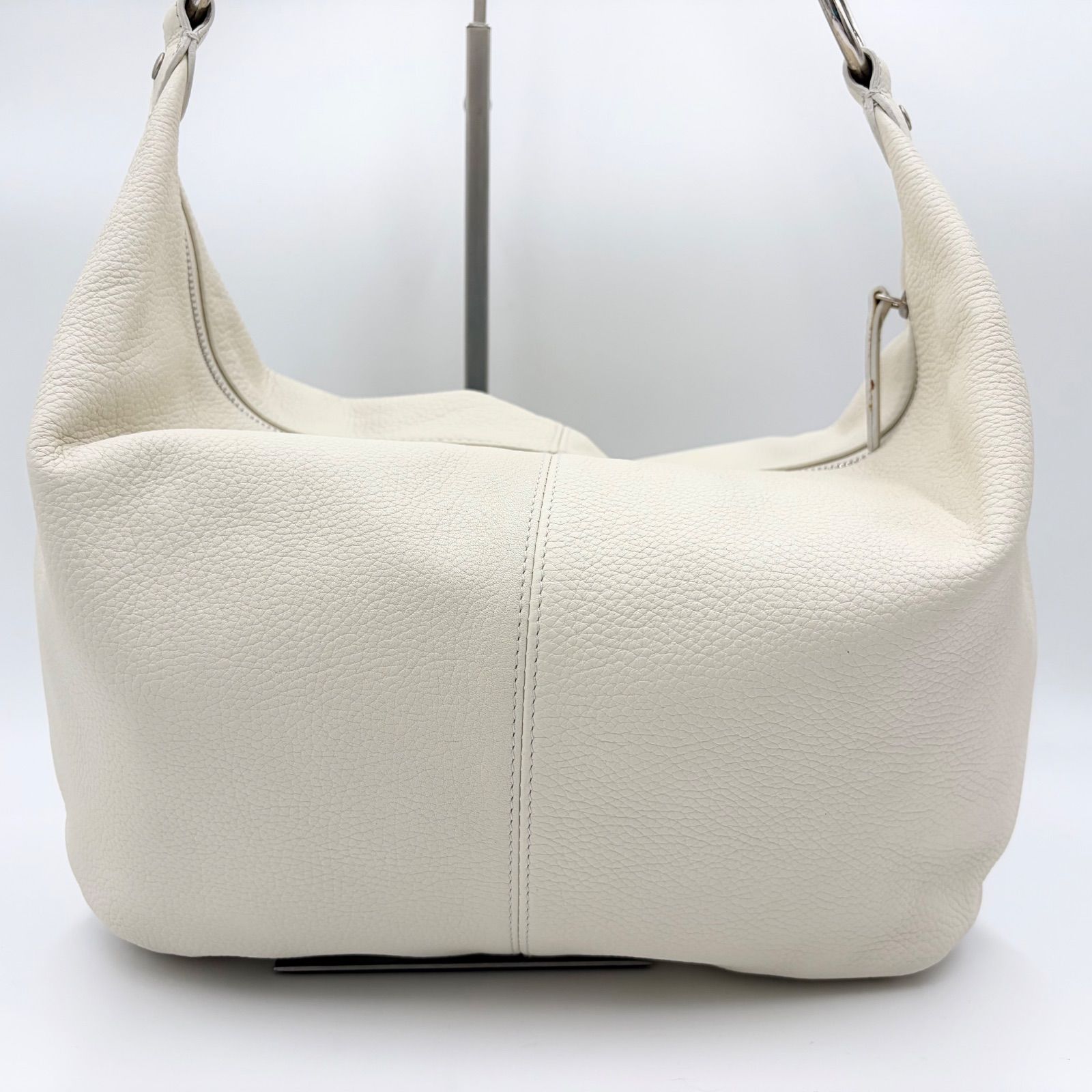 FURLA フルラ ショルダーバッグ ホワイト 長さ調節可 大容量 