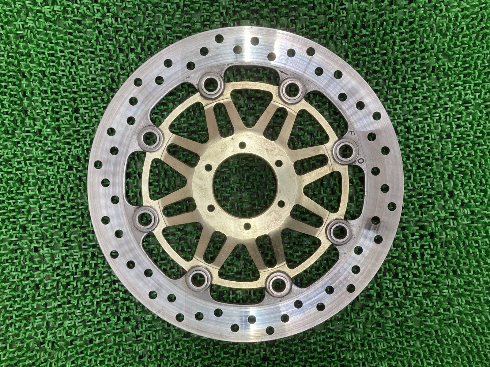 VTR1000F フロントブレーキディスク 右 ホンダ 純正 中古 バイク 部品