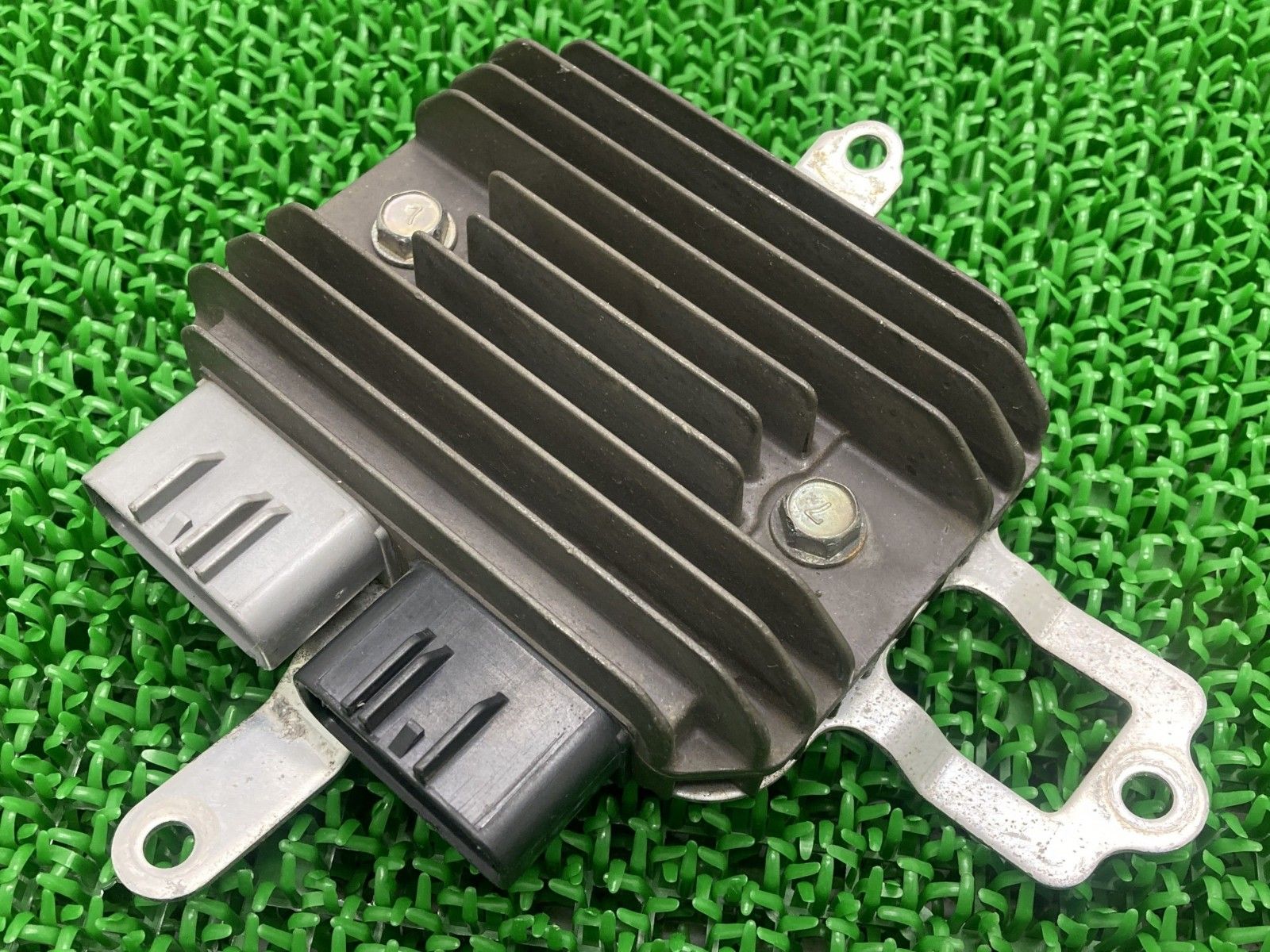 ZX-6R レギュレター ZXT00F カワサキ 純正 中古 バイク 部品 RX45