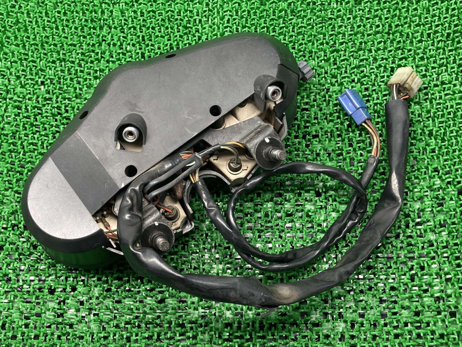 GF250 メーター スズキ 純正 中古 バイク 部品 GJ71C スピードメーター タコメーター 水温計 割れ欠け無し 品薄 車検 Genuine Tk GF250 メーター スズキ 純正 中古 バイク 部品 GJ71C スピードメーター