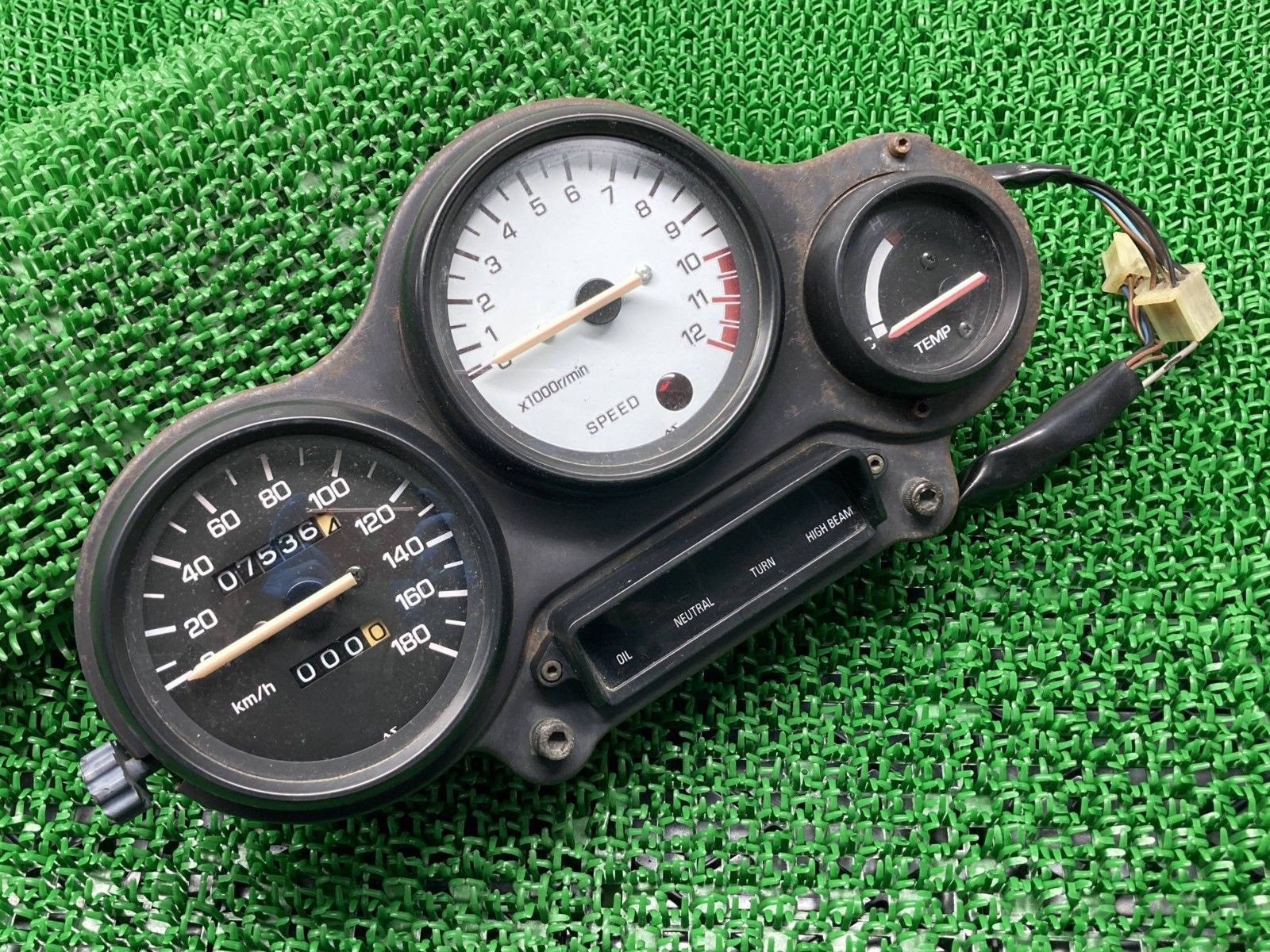 TZR250 メーター ヤマハ 純正 バイク 部品 1KT スピードメーター タコ