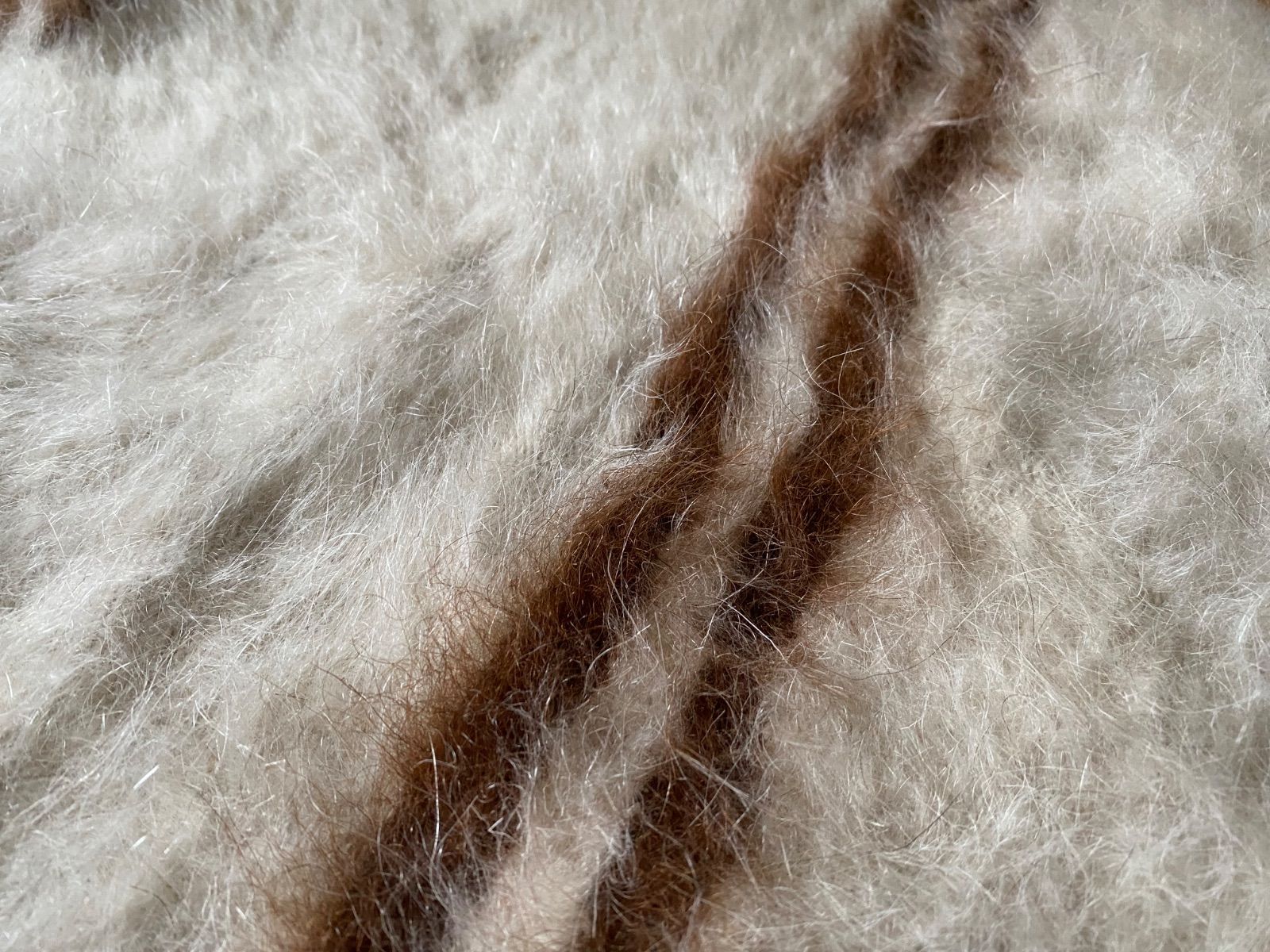 セミアンティークシイルトバッタニイェ！織りも細かい古い時代の