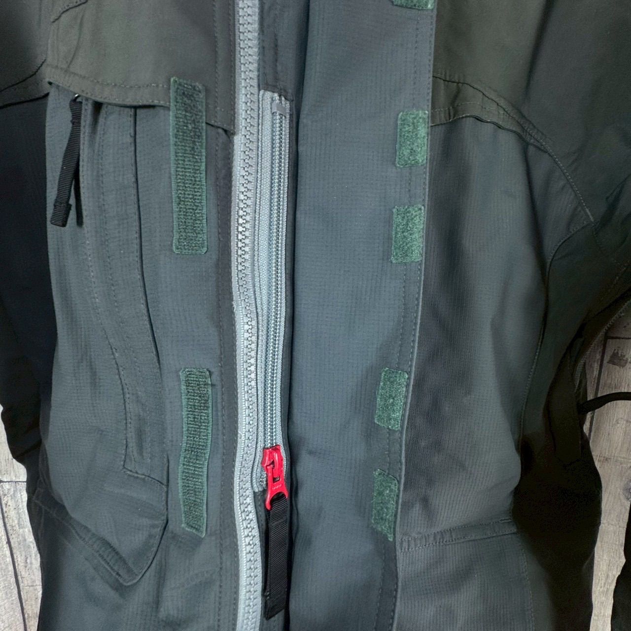 BURTON AK SNOWBOARDS バートン エーケー GORE-TEX ゴアテックス 防水 