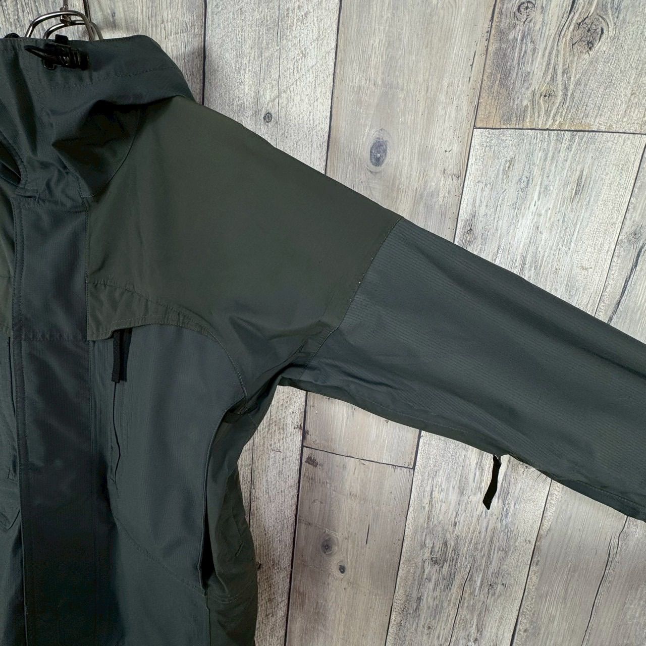 BURTON AK SNOWBOARDS バートン エーケー GORE-TEX ゴアテックス 防水 