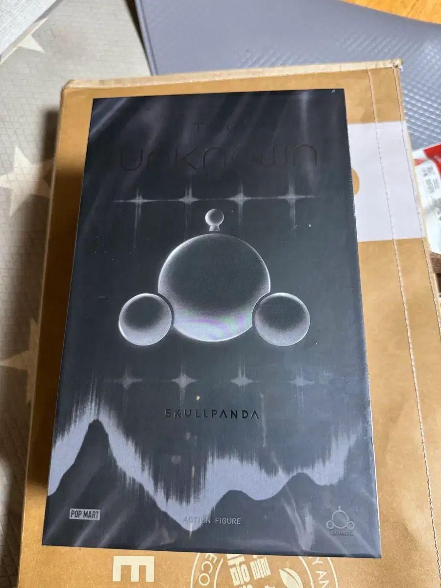 ポップマート Skull Panda(スカルパンダ) 闇の中の星 BJD