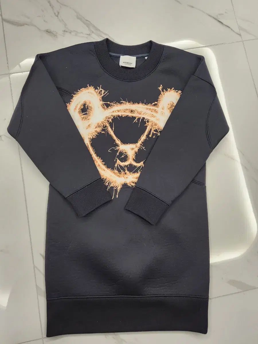 バーバリー テディベア ブラック ONE PIECE 8Y