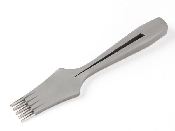 【IZZZI】ヨーロッパ目打ち 5本歯 （旧名ISVARA） 3.38mmピッチ 工具 菱目打ち 菱目パンチ レザークラフトぱれっと